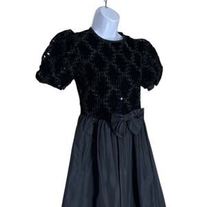 Sylvia Whyte Black Smocked Sequin Velvet Taffeta Holiday Dress Girls Size 12 Bow